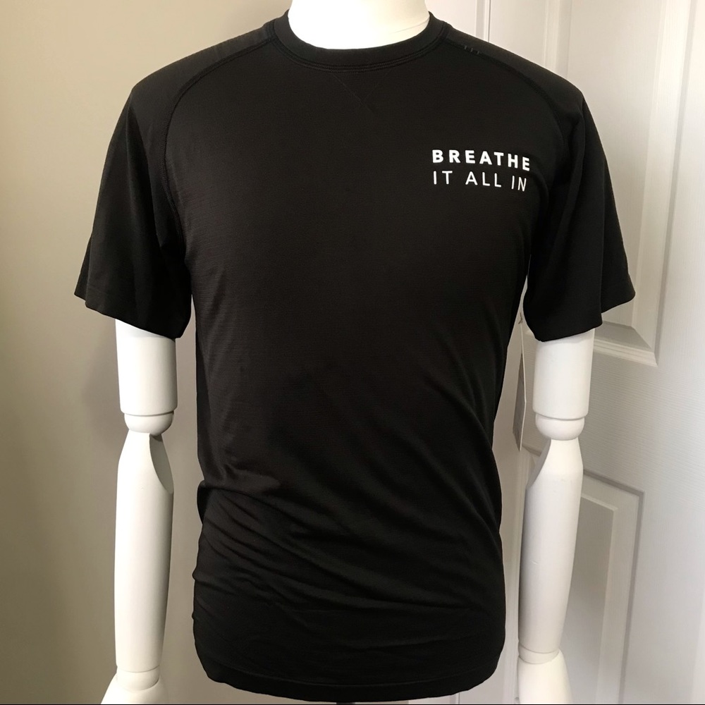 Lululemon Men’s Metal Vent Tech Short Sleeve NWT